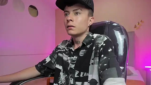 Nascary Fox online show from March 27, 1:01 pm