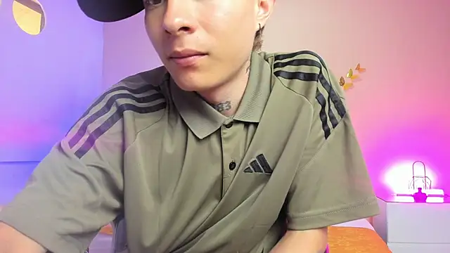 Nascary Fox online show from April 18, 2:41 pm