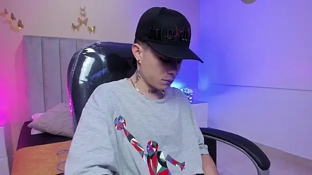 Nascary Fox online show from March 23, 12:05 pm