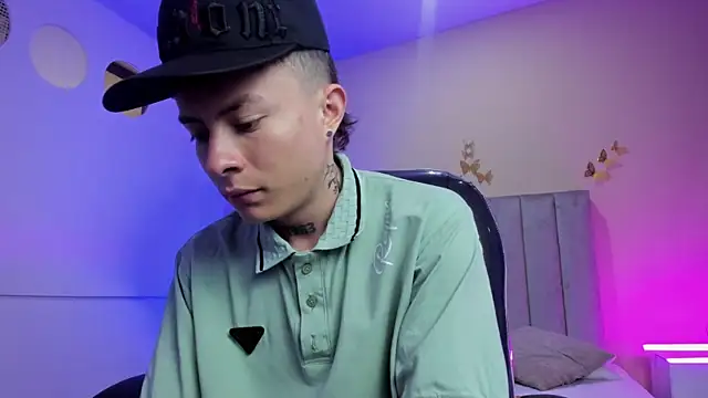 Nascary Fox online show from April 8, 12:50 pm