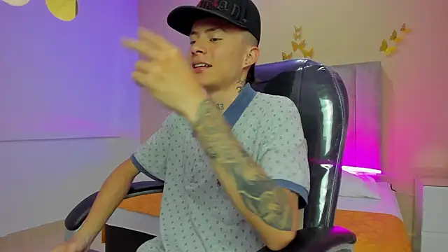 Nascary Fox online show from March 10, 7:40 pm