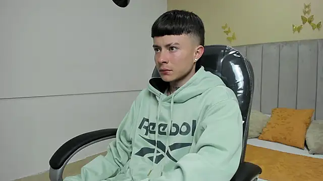 Nascary Fox online show from January 16, 5:00 am