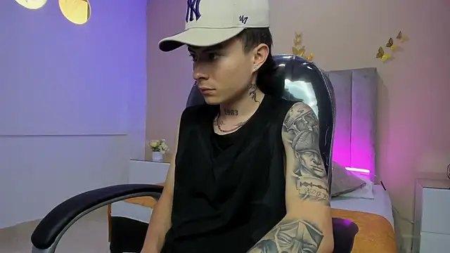 Nascary Fox online show from February 25, 7:14 pm