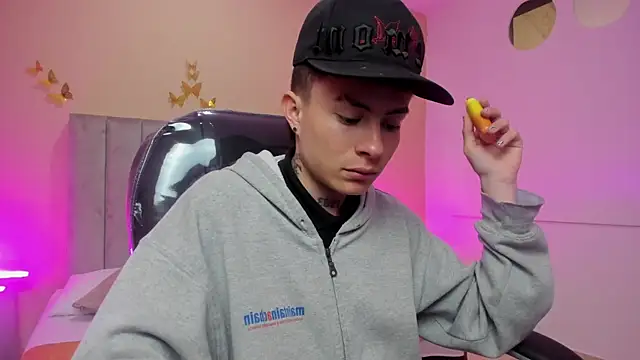 Nascary Fox online show from March 25, 12:59 pm