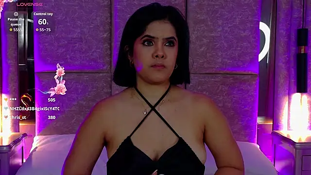 Martina-Roberts- online show from October 29, 4:11 am