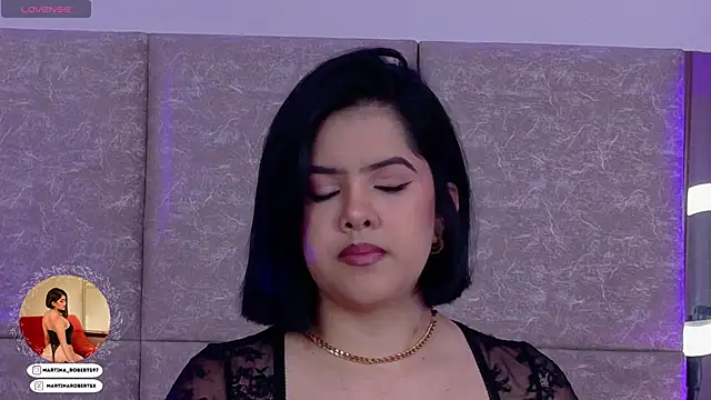 Martina-Roberts- online show from October 23, 4:00 am