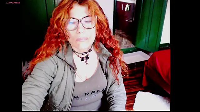 Snapshot of fenix_colette chatting on July 10, 11:54 am fenix colette online show from July 10, 11:54 am