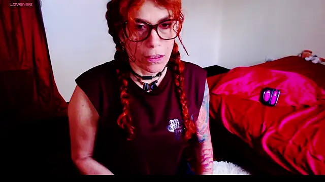 Snapshot of fenix_colette chatting on July 16, 7:44 pm fenix colette online show from July 16, 7:44 pm
