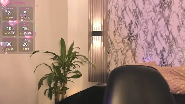 ChloeeMason online show from December 1, 11:00 am