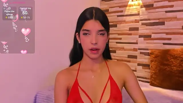 Snapshot of ChloeeMason chatting on September 15, 11:10 am ChloeeMason online show from September 15, 11:10 am