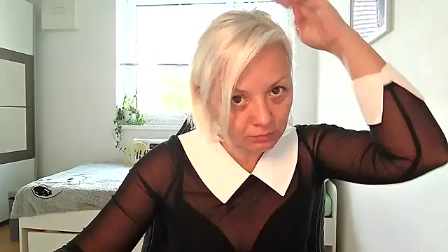 Snapshot of Linsy_Kim chatting on September 26, 5:47 am Linsy Kim online show from September 26, 5:47 am