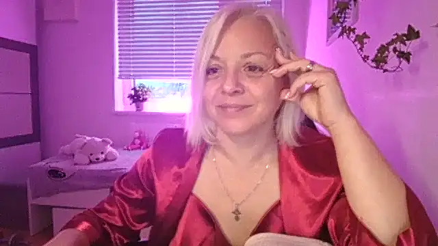 Linsy Kim online show from December 5, 6:56 am