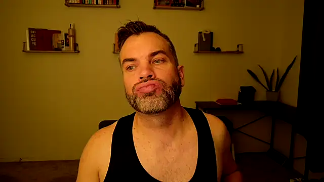 Snapshot of Ty_lerDavid chatting on November 12, 7:12 am Ty lerDavid online show from November 12, 7:12 am