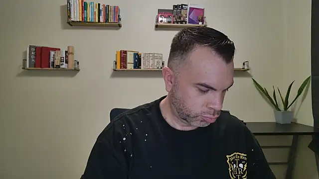 Snapshot of Ty_lerDavid chatting on February 5, 8:26 pm Ty lerDavid online show from February 5, 8:26 pm