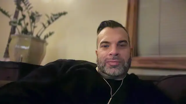 Snapshot of Ty_lerDavid chatting on January 6, 7:23 am Ty lerDavid online show from January 6, 7:23 am