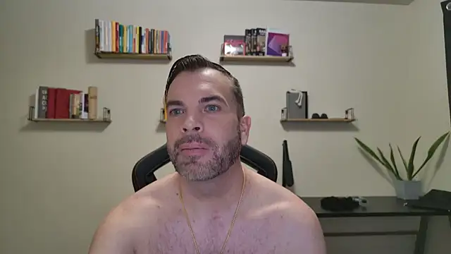 Snapshot of Ty_lerDavid chatting on February 17, 9:34 pm Ty lerDavid online show from February 17, 9:34 pm