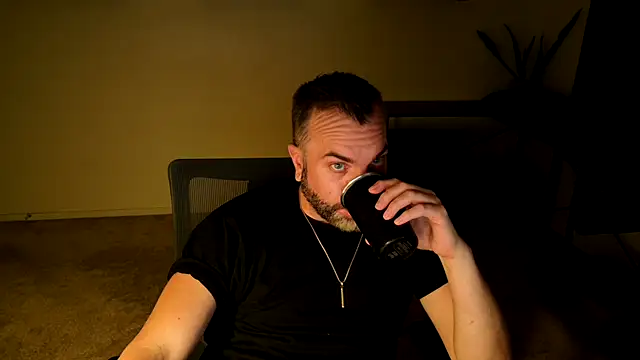 Snapshot of Ty_lerDavid chatting on October 26, 7:09 am Ty lerDavid online show from October 26, 7:09 am