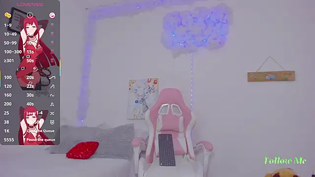 milfAaura online show from November 19, 1:49 am