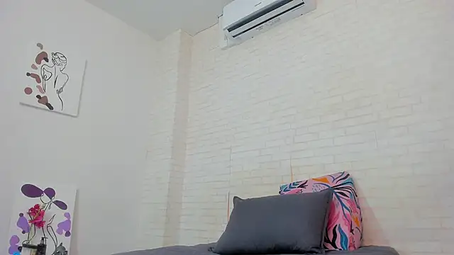 Snapshot of scarlett646 chatting on September 19, 3:10 am scarlett646 online show from September 19, 3:10 am