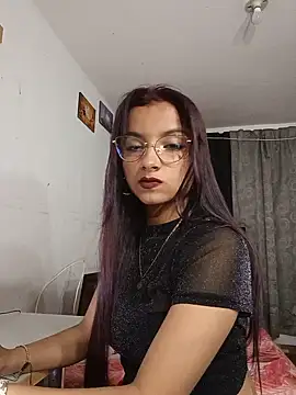 NaughtyLola 26 online show from July 1, 7:03 pm