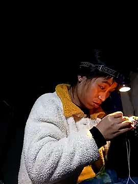 misa 00 online show from January 14, 3:15 pm