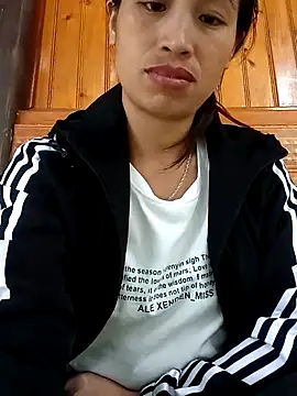 Snapshot of misa_00 chatting on November 5, 9:12 am misa 00 online show from November 5, 9:12 am