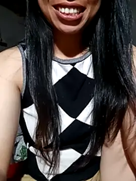 Snapshot of misa_00 chatting on July 1, 10:37 am misa 00 online show from July 1, 10:37 am