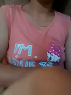 Snapshot of misa_00 chatting on June 18, 10:53 am misa 00 online show from June 18, 10:53 am