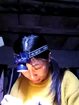 Snapshot of misa_00 chatting on February 8, 3:04 am misa 00 online show from February 8, 3:04 am