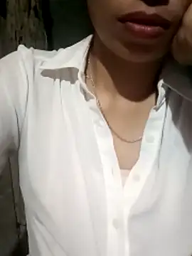Snapshot of misa_00 chatting on June 4, 10:42 am misa 00 online show from June 4, 10:42 am