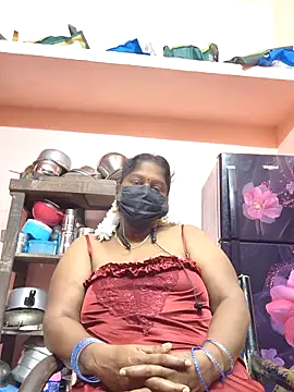 Snapshot of bakyasree143 chatting on October 18, 12:56 am bakyasree143 online show from October 18, 12:56 am