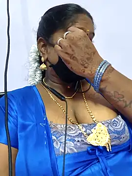 Snapshot of bakyasree143 chatting on October 28, 12:15 pm bakyasree143 online show from October 28, 12:15 pm