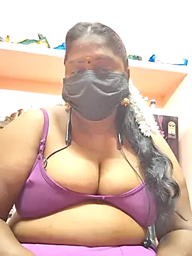 Snapshot of bakyasree143 chatting on October 3, 12:58 am bakyasree143 online show from October 3, 12:58 am