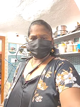 Snapshot of bakyasree143 chatting on September 17, 5:42 am bakyasree143 online show from September 17, 5:42 am