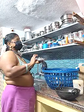 Snapshot of bakyasree143 chatting on November 24, 9:37 pm bakyasree143 online show from November 24, 9:37 pm