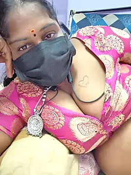 Snapshot of bakyasree143 chatting on November 11, 1:17 pm bakyasree143 online show from November 11, 1:17 pm