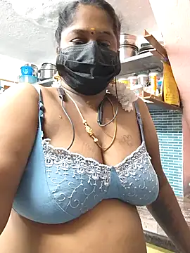 Snapshot of bakyasree143 chatting on November 30, 8:20 pm bakyasree143 online show from November 30, 8:20 pm