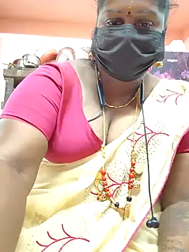 Snapshot of bakyasree143 chatting on September 23, 7:04 am bakyasree143 online show from September 23, 7:04 am