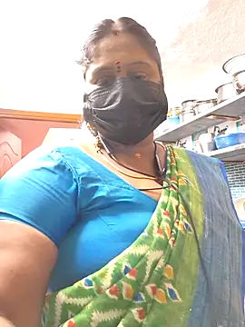 Snapshot of bakyasree143 chatting on November 10, 2:38 am bakyasree143 online show from November 10, 2:38 am