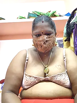 bakyasree143 online show from May 8, 8:23 pm