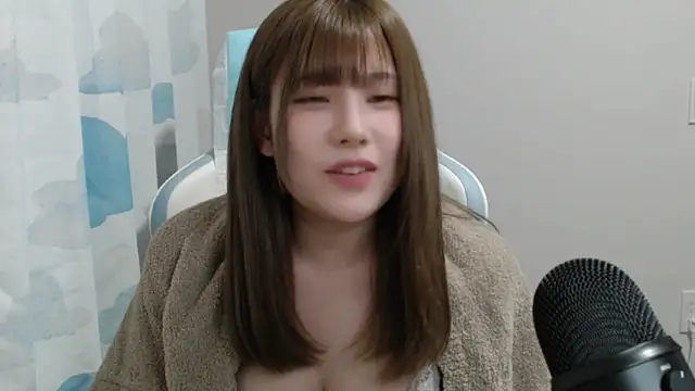 asuka xoxo online show from January 31, 8:29 pm