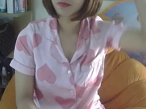 Snapshot of anna-sweet69 chatting on January 13, 2:48 am anna-sweet69 online show from January 13, 2:48 am