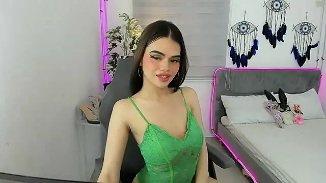 Snapshot of tstoni_talks chatting on September 30, 5:24 am tstoni talks online show from September 30, 5:24 am