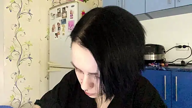 Snapshot of CandaceBlaze chatting on October 4, 8:21 pm CandaceBlaze online show from October 4, 8:21 pm