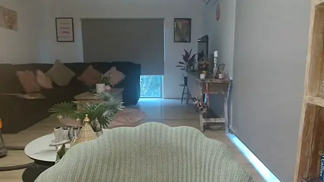 imyourgoodgirl69 online show from February 18, 8:44 am