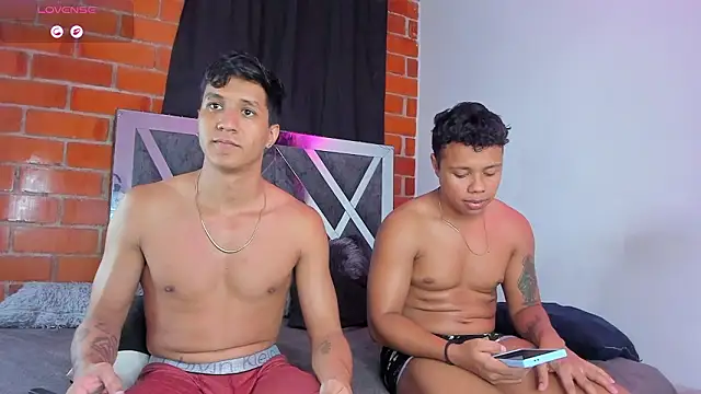 Robertmiller21 online show from February 11, 12:32 am