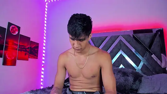 Robertmiller21 online show from September 25, 5:02 am