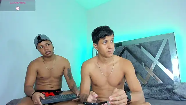 Robertmiller21 online show from February 15, 12:44 am