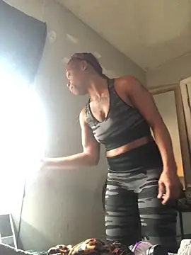 Tishrella6 online show from December 2, 7:15 pm