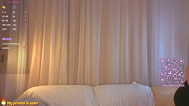 Snapshot of Brittney_Shaw chatting on June 20, 4:12 pm Brittney Shaw online show from June 20, 4:12 pm